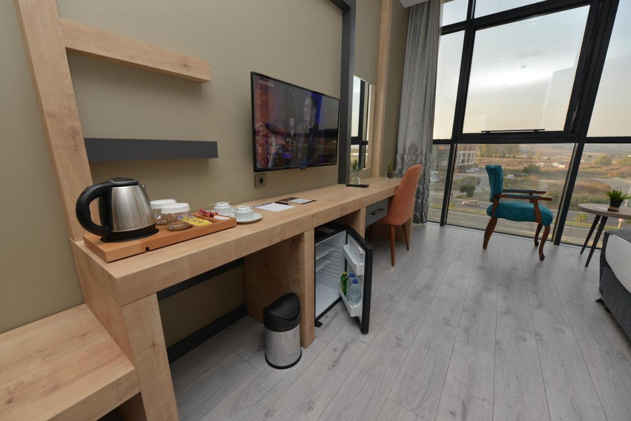 Mills Hotel Tekirdağ Bagian luar foto