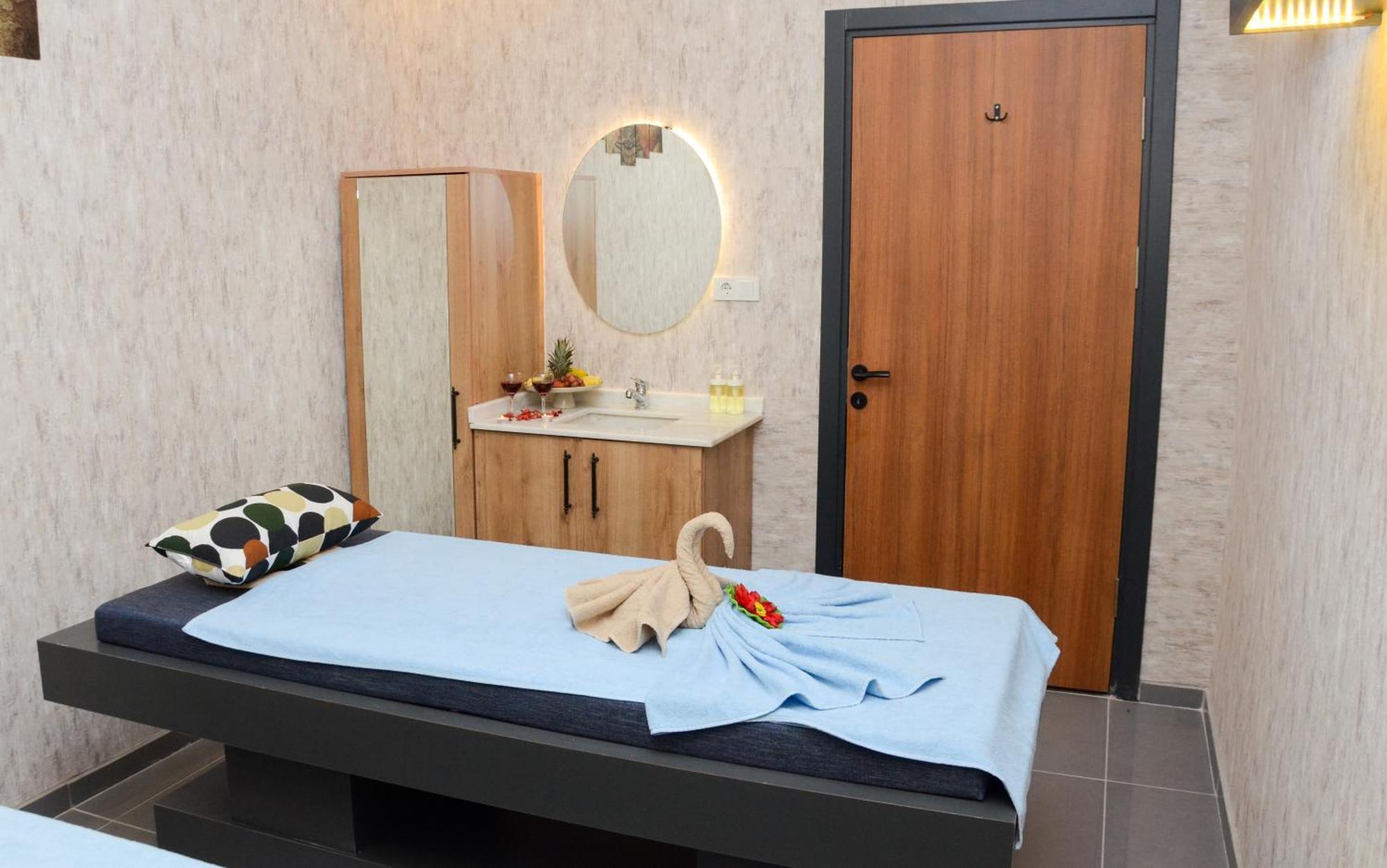 Mills Hotel Tekirdağ Bagian luar foto